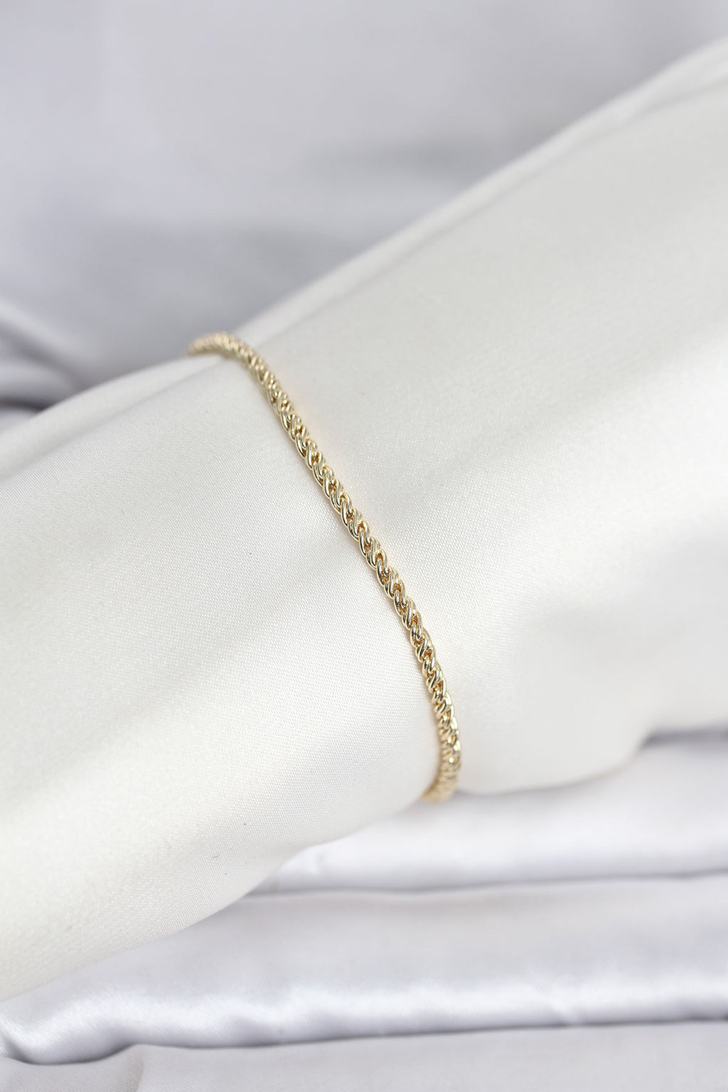 CM 14K Gold Renk Burgulu Zincir Model Kadın Bileklik
